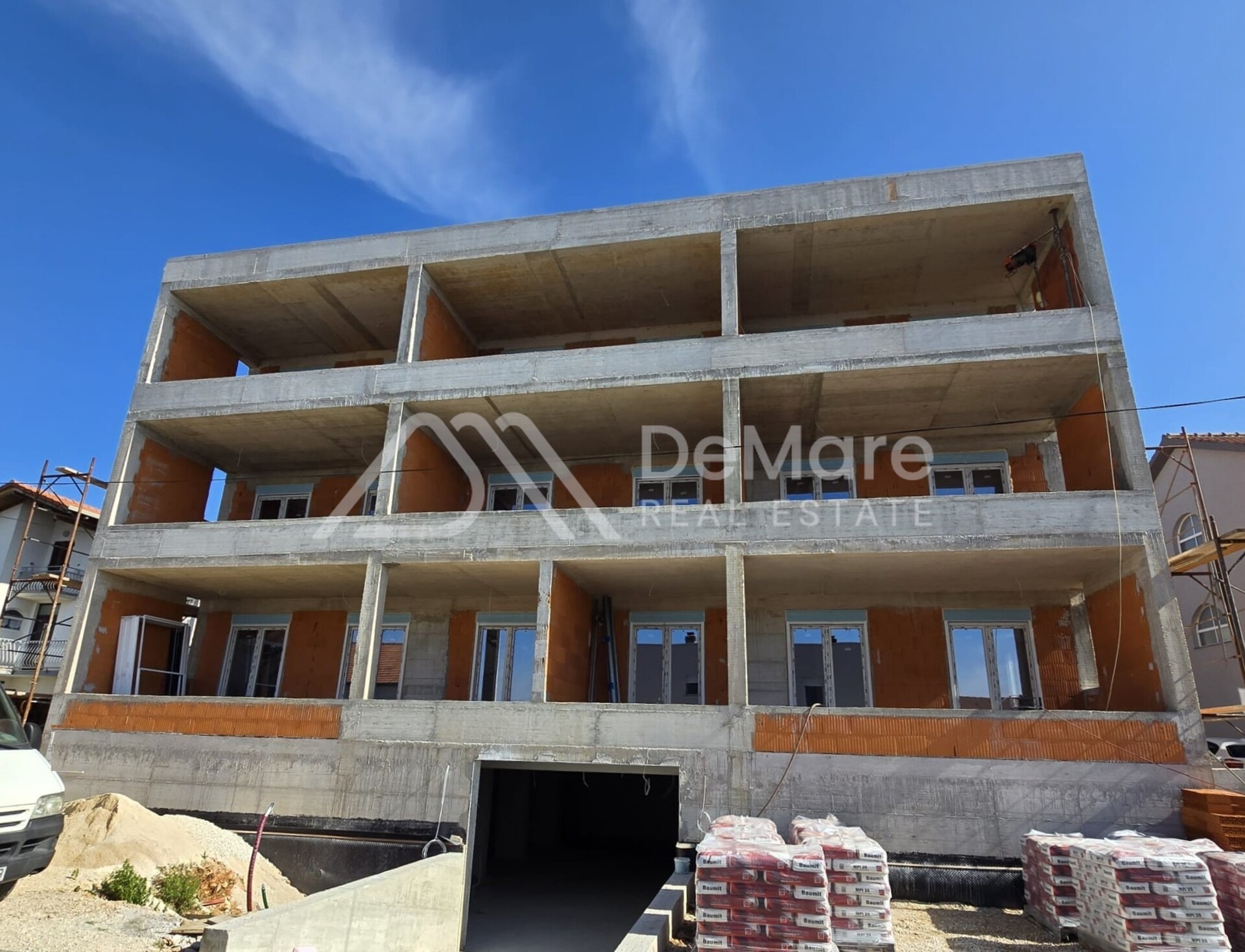 Demare.hr - Zadar - Crvene kuće